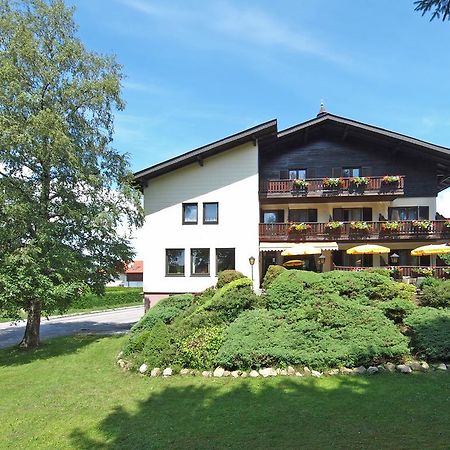 Gaestehaus Lauterbacher Neumarkt am Wallersee Exterior photo