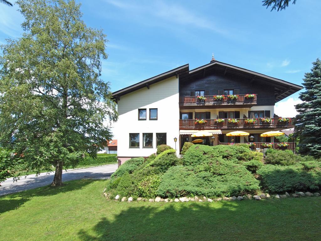Gaestehaus Lauterbacher Neumarkt am Wallersee Exterior photo